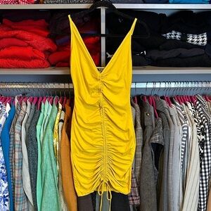 Arabella yellow v neck sleeveless front cinching dress size XS